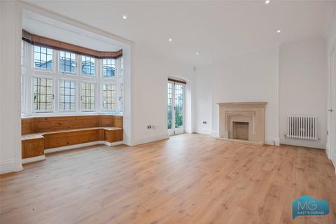 undefined, Aldermans Hill, London, N13