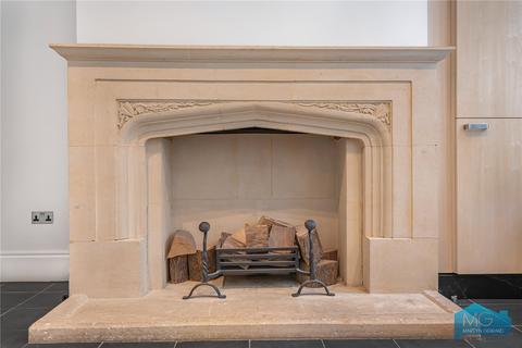 undefined, Aldermans Hill, London, N13