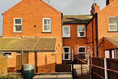 3 bedroom terraced house for sale, Hatton Gardens, Newark
