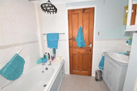 undefined, Hatton Gardens, Newark