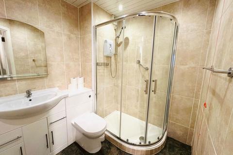 1 bedroom retirement property for sale, Edge Lane, Stretford, Manchester, Greater Manchester, M32 8QA