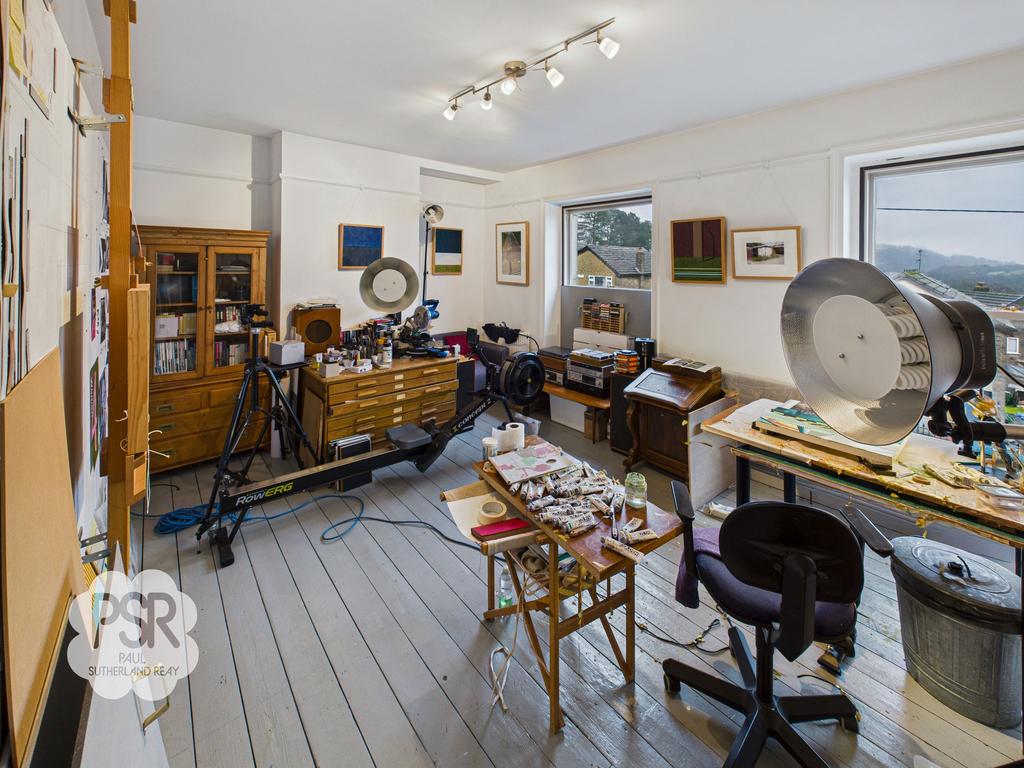 Studio/ Bedroom