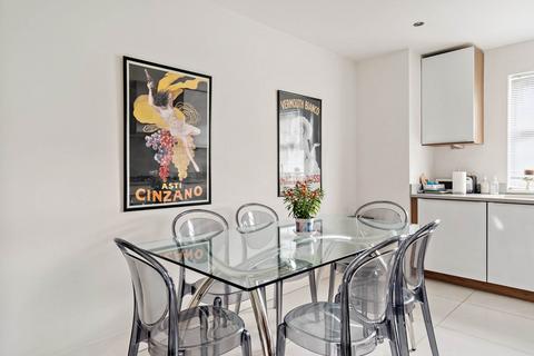 undefined, Kings Court, Little Bushey Lane, Bushey Heath