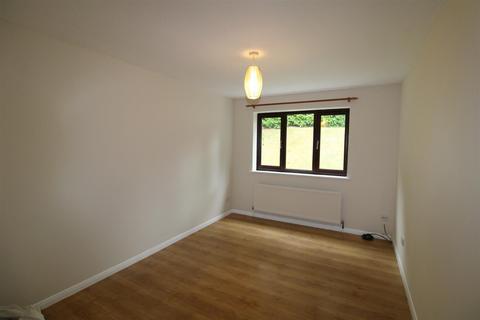 undefined, Broad Ha Penny, Surrey GU10