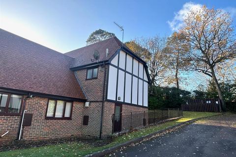 undefined, Broad Ha Penny, Surrey GU10