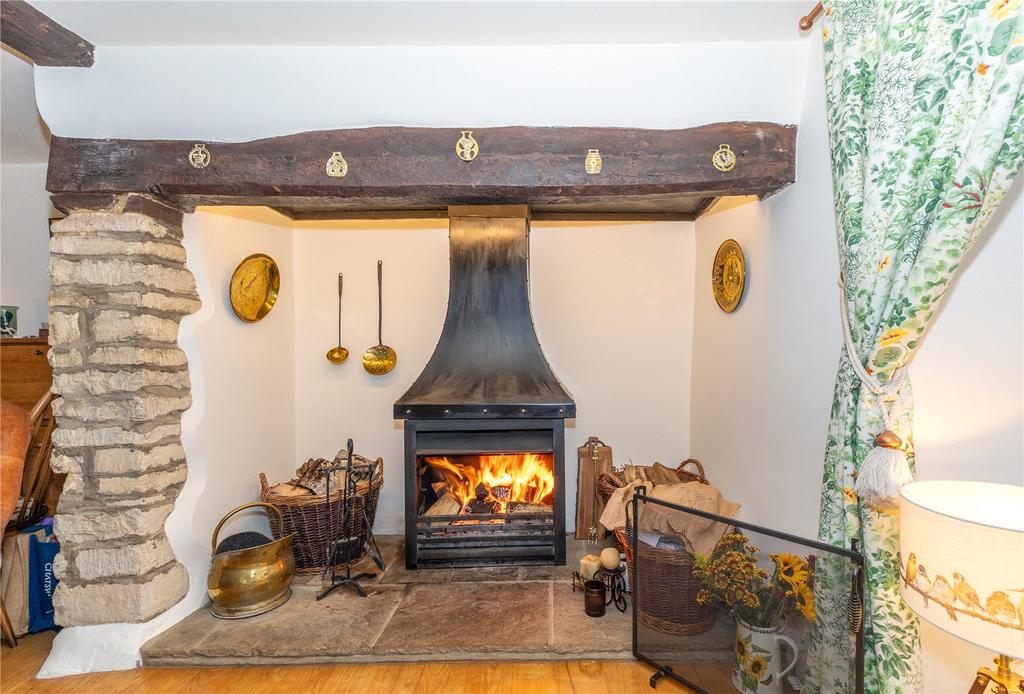 Feature Fire Place