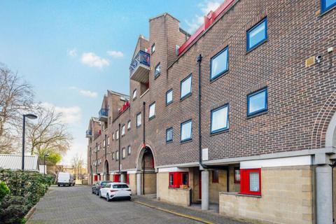 undefined, Newlands Quay,  London, E1W