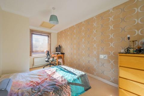 Brabazon Street, Poplar, London, E14