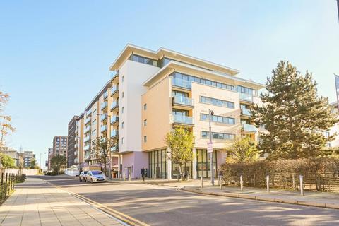 undefined, Albert Basin Way, Gallions Reach, London, E16