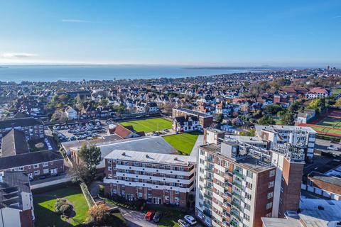 London Road, Westcliff-on-Sea SS0