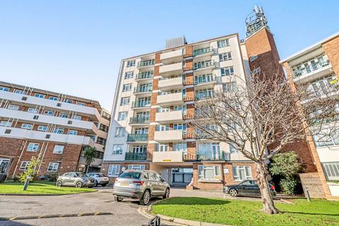 2 bedroom apartment for sale, London Road, Westcliff-on-Sea SS0