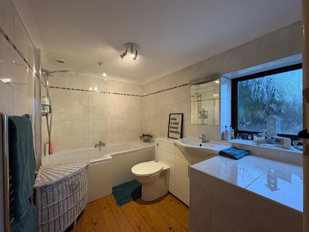 Photo 14-11-2025, 11 03 14 (7).jpg