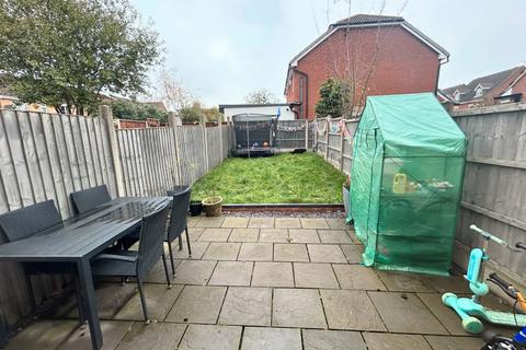 3 bedroom terraced house for sale, Primrose Drive, Warwickshire CV12