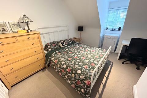3 bedroom terraced house for sale, Primrose Drive, Warwickshire CV12