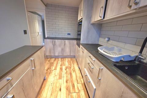 3 bedroom terraced house for sale, Primrose Drive, Warwickshire CV12