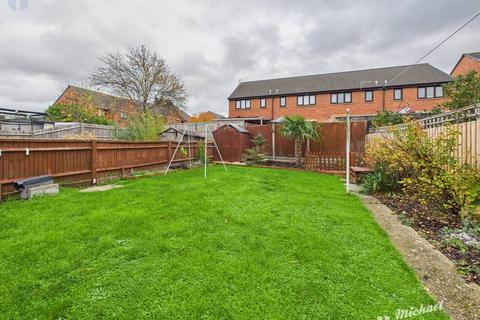 undefined, Priory Crescent, Aylesbury, Buckinghamshire