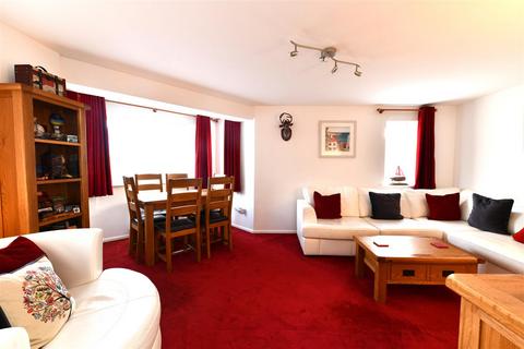 2 bedroom flat for sale, Prestatyn Close, Stevenage