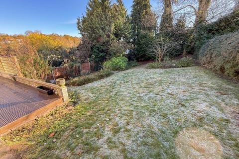 3 bedroom detached house to rent, South Road, Chorleywood