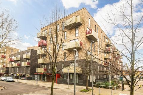 undefined, Trafalgar Gardens, London E1