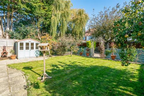 2 bedroom bungalow for sale, Rectory Road, Worthing, West Sussex, BN14