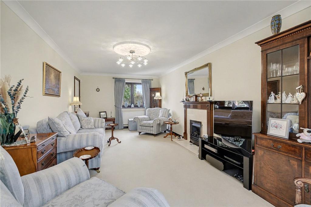 Living Rroom
