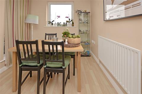 2 bedroom flat to rent, Chiltern House, Aylesbury HP19