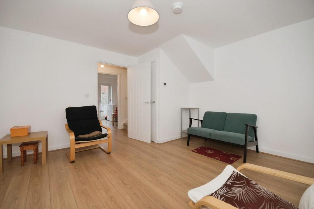 LOUNGE 03.jpg