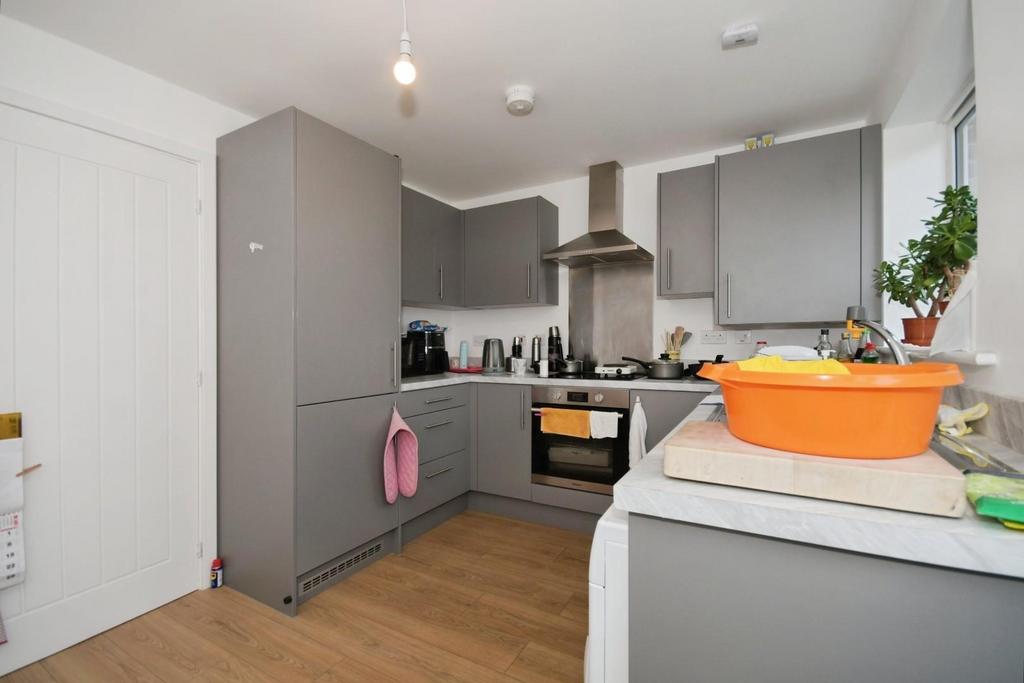 KITCHEN 03.jpg