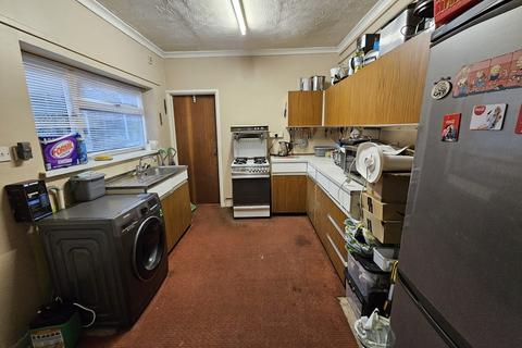 undefined, Underwood Road, Cadoxton, Neath, Neath Port Talbot.