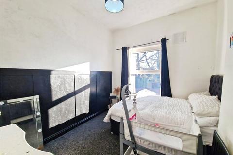 3 bedroom terraced house for sale, Kildare Street, Bolton BL4