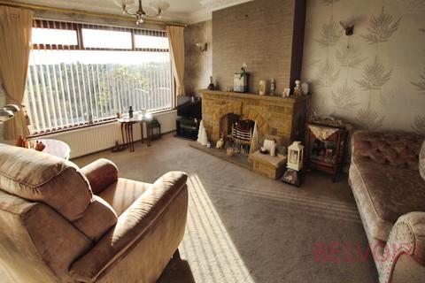 3 bedroom semi-detached house for sale, Ashwood Gardens, Gildersome, LS27