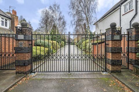 undefined, Ridgemead Close, Southgate, London, N14