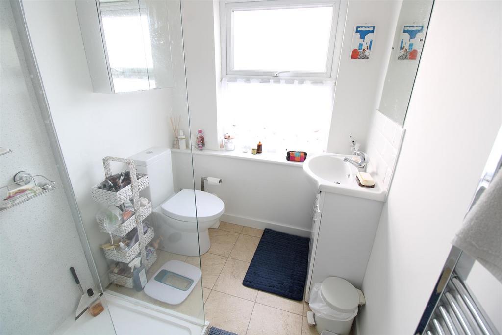 Bathroom.JPG