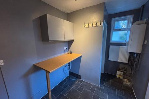 3 bedroom semi-detached house to rent, North Road, Brecon, LD3