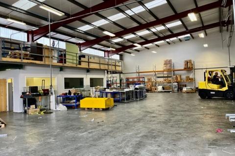 Warehouse to rent, Unit 23 Romsey Industrial Estate, Greatbridge Rd Rd Romsey SO51 0HR