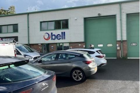 Warehouse to rent, Unit 10 Fernacre Business Park, Budds Lane Romsey SO51 0HA