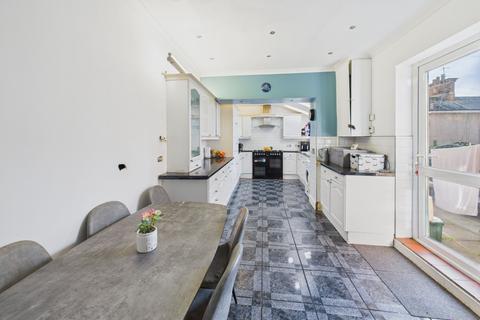 8 bedroom terraced house for sale, Warren Street, Tenby, SA70