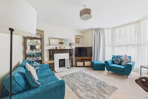 8 bedroom terraced house for sale, Warren Street, Tenby, SA70