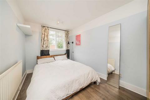 undefined, High Street, Kingston Upon Thames KT1