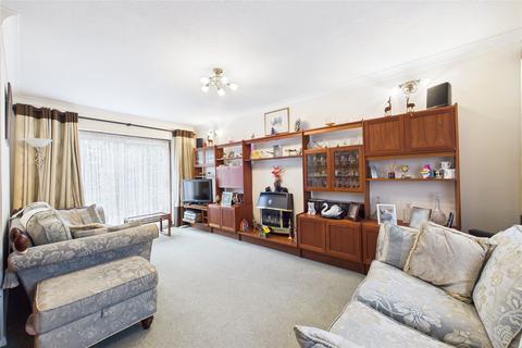 4 bedroom link detached house for sale, Forest End Road, Sandhurst, Berkshire, GU47