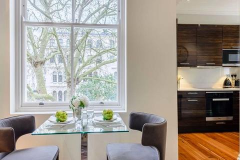 1 bedroom property to rent, Kensington Gardens Square, London W2