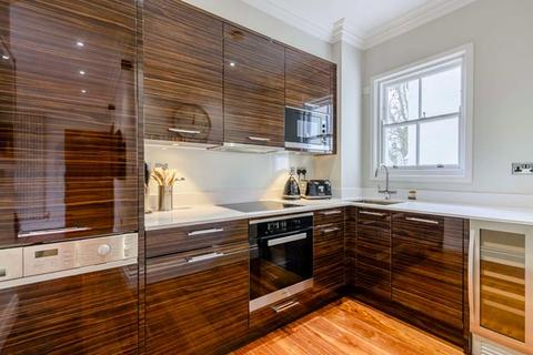 1 bedroom property to rent, Kensington Gardens Square, London W2