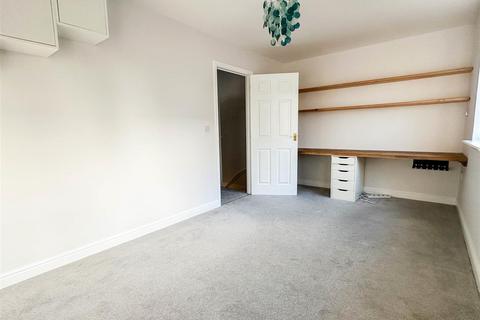 4 bedroom semi-detached house to rent, Tetbury Hill, Malmesbury
