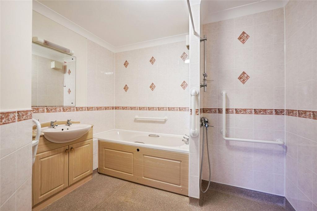 Bath/Wet Room