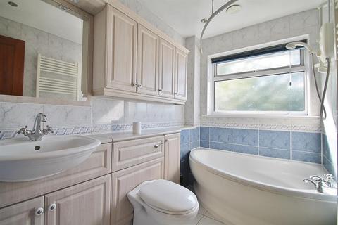 undefined, Valley Drive, Gravesend, Kent