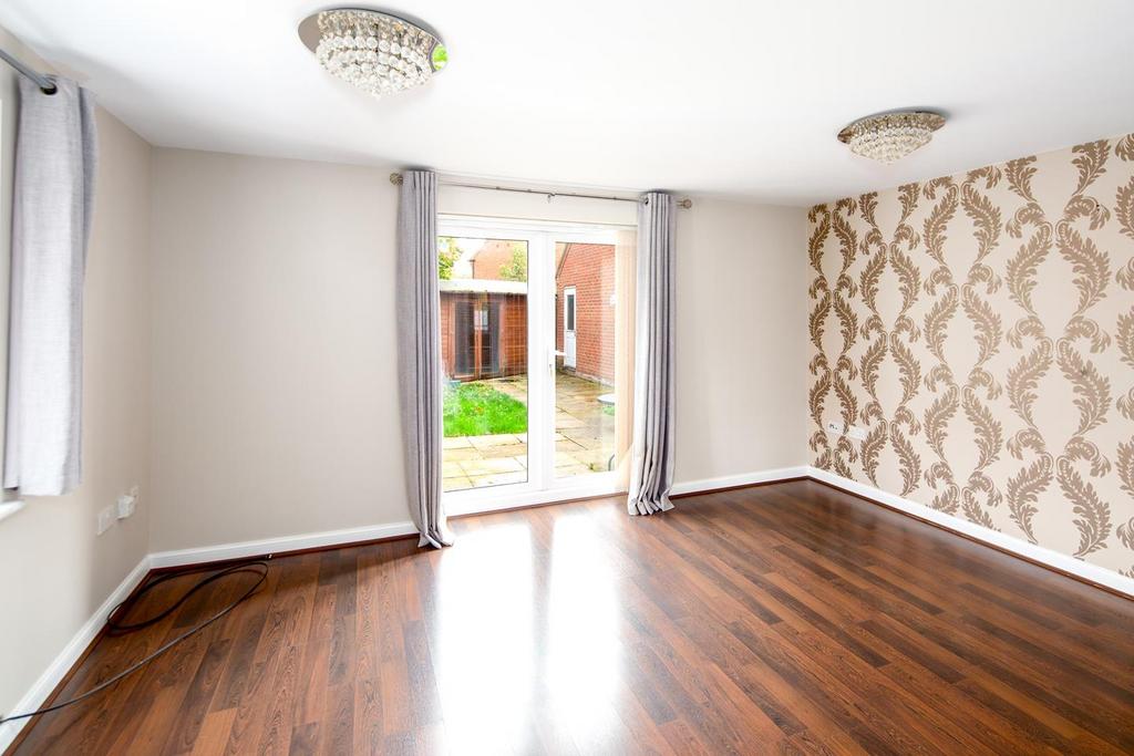 08-living room.jpg