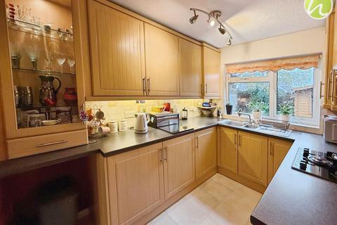 4 bedroom semi-detached house for sale, Champion Close, Stanford-Le-Hope, SS17