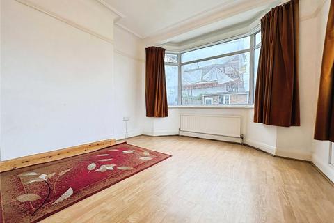 undefined, Central Avenue, Hounslow, TW3