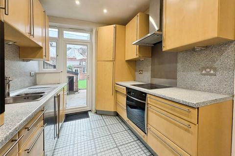 undefined, Central Avenue, Hounslow, TW3