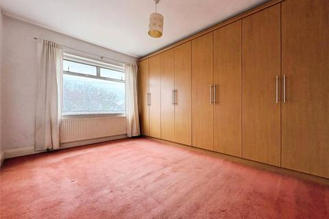 undefined, Central Avenue, Hounslow, TW3